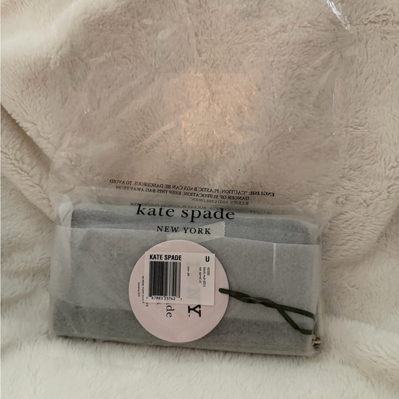 Kate Spade Black I Love NY Wallet NWT - Picture 9 of 11